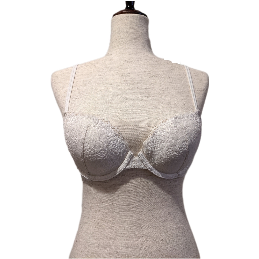 Victoria's Secret Lace Overlay Lined Demi Bra